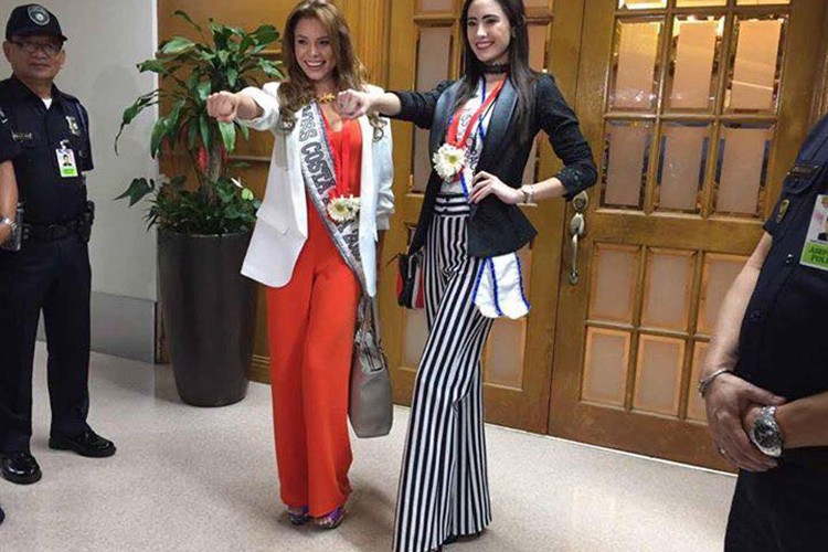 Thi sinh Miss Universe 2016 ram ro len duong di thi-Hinh-8