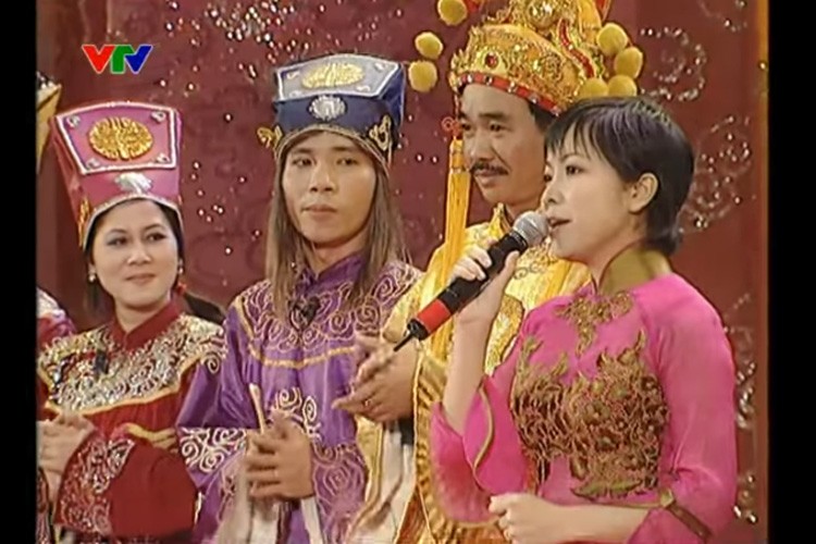 Nhin lai hinh anh MC Thao Van qua cac mua Tao quan-Hinh-4