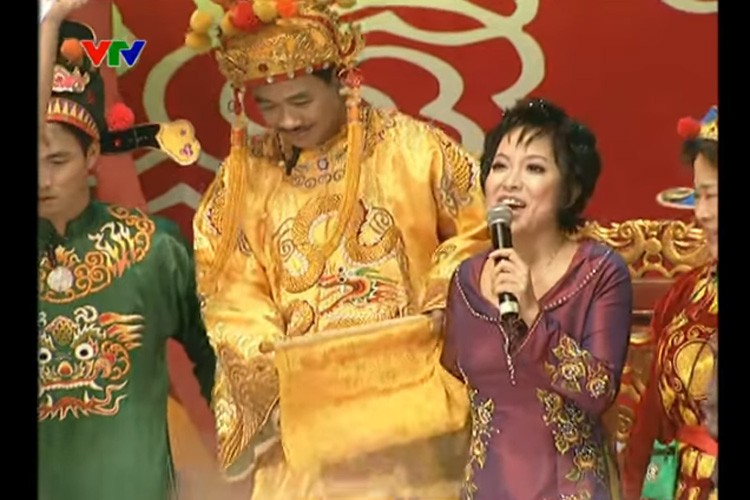 Nhin lai hinh anh MC Thao Van qua cac mua Tao quan-Hinh-5