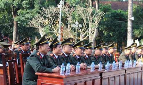 Anh: Phan thi dieu lenh deu tam tap cua sinh vien An ninh