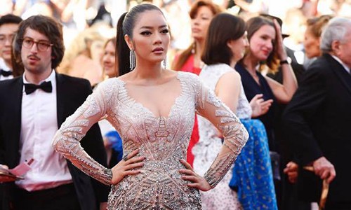 Ly Nha Ky to bi nguoi khac mao danh lay ve du Cannes 2017