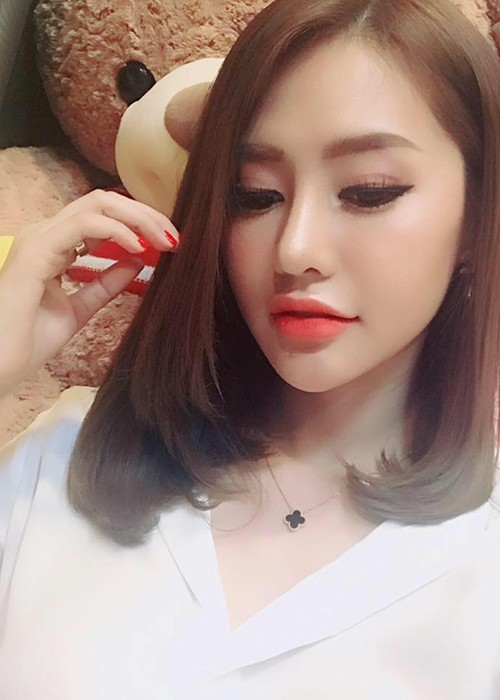 Hot Face sao Viet 24h: Ha Ho - Kim Ly cung check in o Thuy Dien-Hinh-10