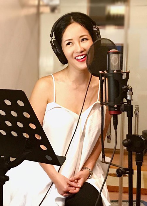Hot Face sao Viet 24h: Angela Phuong Trinh hoa ba bau xi tin-Hinh-9