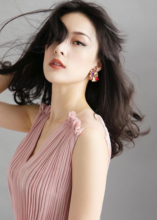 Hot Face sao Viet 24h: Angela Phuong Trinh bi nem da vi dieu nay-Hinh-9