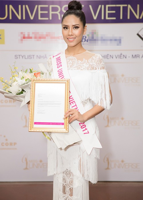 Nguyen Thi Loan tuoi roi nhan giay phep du thi Miss Universe 2017-Hinh-4