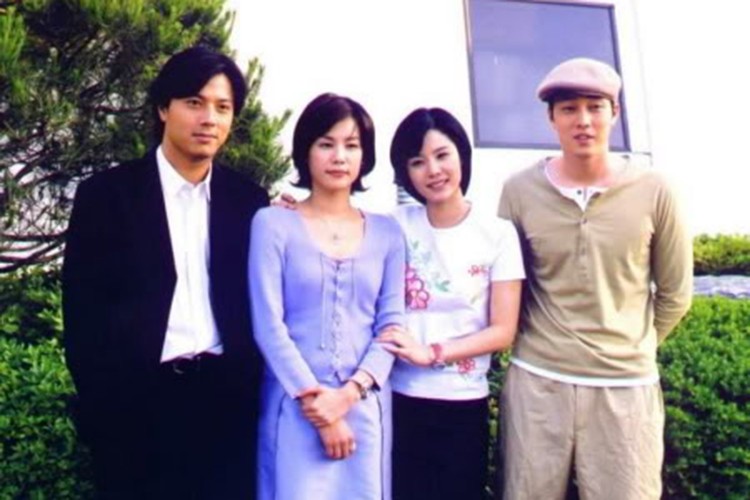 Chan dung ngoi sao “Giay thuy tinh” So Ji Sub vua den VN-Hinh-9