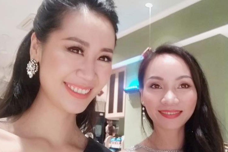 Duong Thuy Linh dang quang Mrs Worldwide 2018-Hinh-6