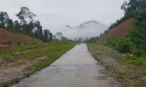 La ky Thai Nguyen: Lam duong, xay chua chong len dat rung