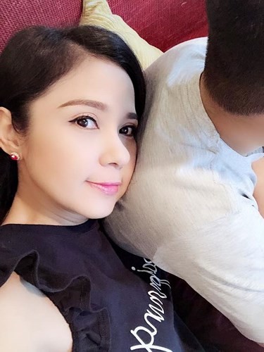 Chuyen showbiz: Lo dien ke thu ba pha vo hon nhan cua Pham Quynh Anh?-Hinh-8