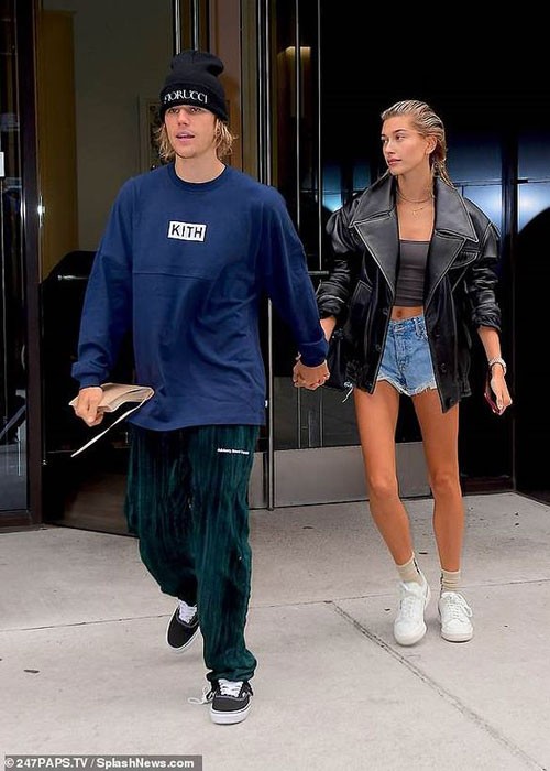 Justin Bieber va Hailey Baldwin da lam dam cuoi bi mat o New York-Hinh-5