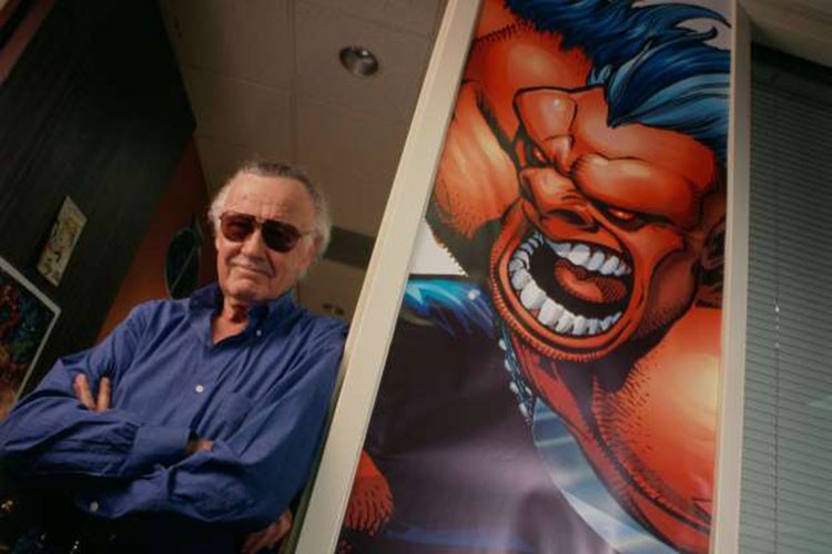 “Ong trum Marvel” Stan Lee: Su nghiep thanh cong, hon nhan vien man