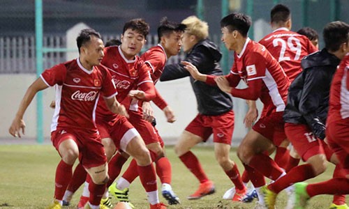 Trong Hoang binh phuc, Viet Nam co luc luong manh nhat du Asian Cup