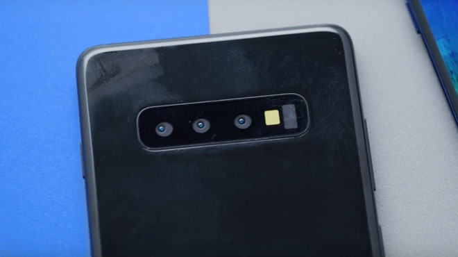 Galaxy S10 chua ra mat, blogger da dang video trai nghiem-Hinh-4