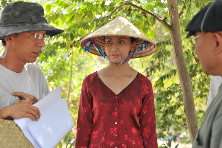 Sau khi sinh con, Thuy Anh bi xuat huyet nao, liet nua nguoi-Hinh-10