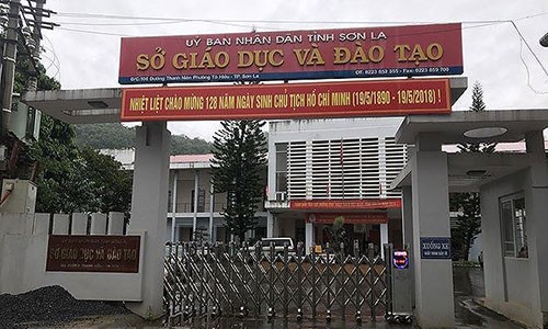 Rung dong: Thu khoa Hoc vien ky thuat quan su duoc nang den 18,7 diem?