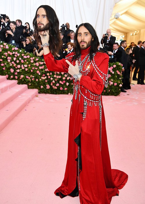 Jared Leto om dau nguoi nhan tao, Lady Gaga 4 lan lot vay tai Met Gala-Hinh-4