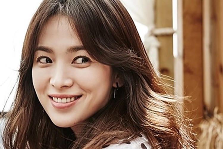 Song Hye Kyo khong giau duoc ve gia nua khi du su kien-Hinh-9