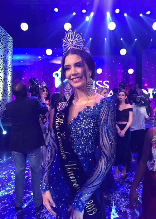 Hoang Thuy do goi cam voi dan thi sinh Miss Universe 2019-Hinh-15