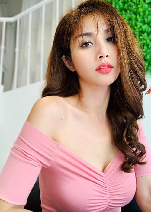 Duong cong sexy cua Thao Trang “Tieng set trong mua”-Hinh-5
