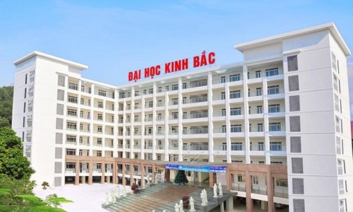 Khoi to, bat tam giam nu Pho Hieu truong DH Kinh Bac