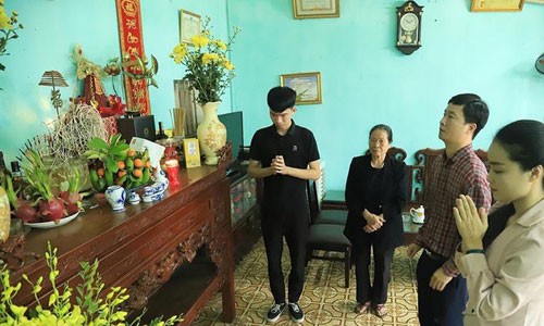 Bua com voi cua Pho Trung doan truong hy sinh o Dong Tam-Hinh-2