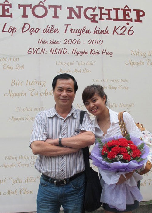 Bang diem toan 0 cua Luong Thuy Linh: Nhieu my nu lum xum chuyen hoc-Hinh-6