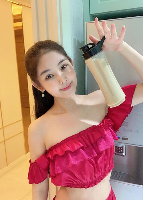 Le Au Ngan Anh sau 3 nam vuong on ao, bat ngo nhat la nhan sac-Hinh-11