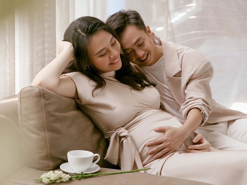 Con gai Cuong Do la - Dam Thu Trang: Dan baby Vbiz sinh ra o... vach dich