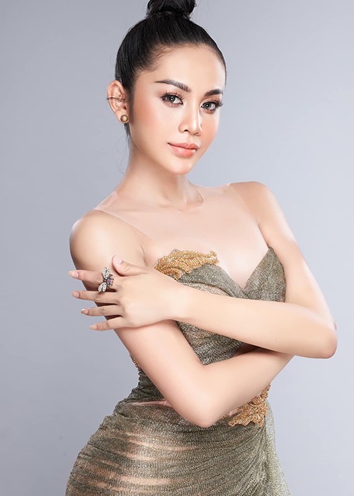 “Can” nhan sac ung vien nang ky cua Miss International Queen Vietnam-Hinh-3
