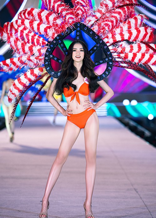 Man nhan man trinh dien bikini cua top 35 Hoa hau Viet Nam 2020-Hinh-6