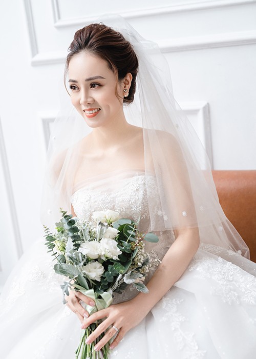 Anh cuoi hai huoc cua Cong Ly va ban gai kem 15 tuoi-Hinh-6