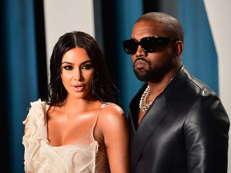 Loat on ao cua Kim Kardashian - Kanye West truoc nghi van ly hon