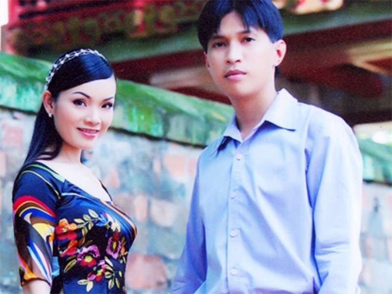 Soi cuoc hon nhan dau tien cua Tan Nhan truoc khi tai hon-Hinh-2