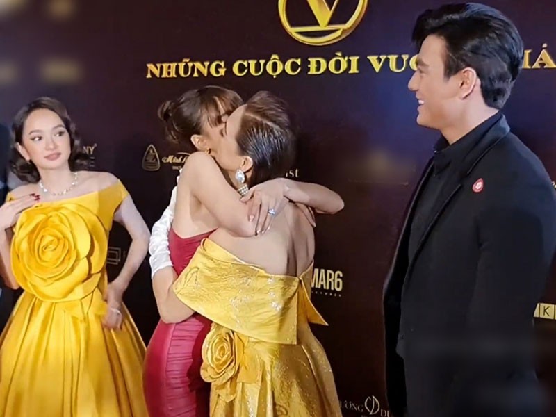 Ninh Duong Lan Ngoc goi cam xuat hien sau on ao-Hinh-4
