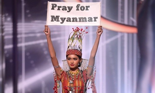 Dai dien Myanmar hanh dong bat ngo tai Miss Universe khien fan lo ngai