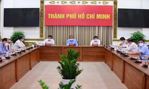 TP.HCM xem xet xu ly 3 nguoi khai bao khong trung thuc tai BV quan Tan Phu