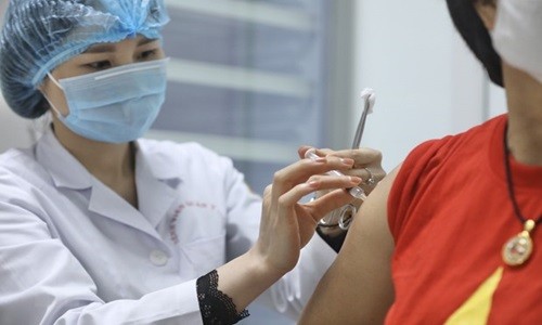 Vaccine Nano Covax se bat dau thu nghiem giai doan 3 trong tuan nay