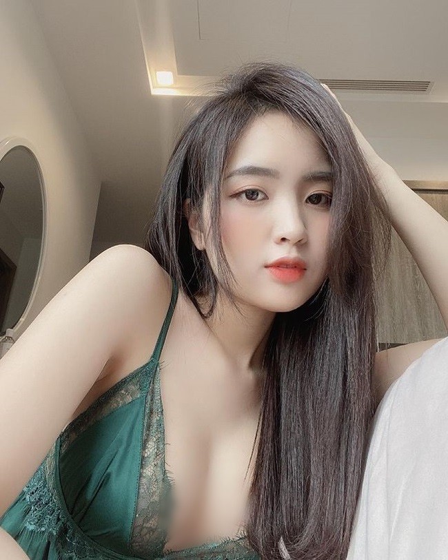 Ngoi nha xem tuyen Viet Nam, nu CDV van gay chu y vi qua xinh-Hinh-9