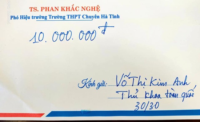 Nam sinh dat diem 10 Toan THPT 2021, thay giao thuong nong xe SH-Hinh-3