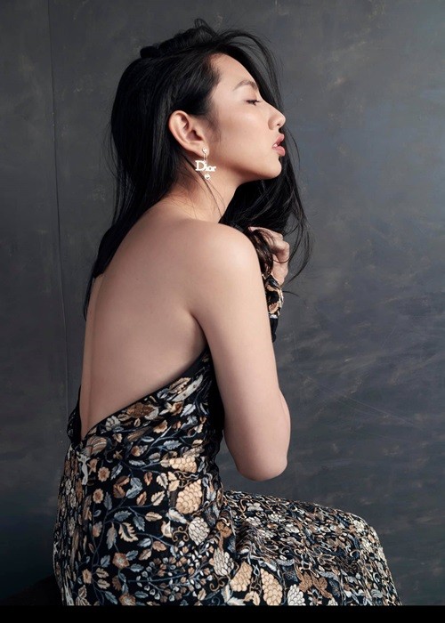 Voc dang nong bong cua Thuy Tien thi Miss Grand International 2021-Hinh-9