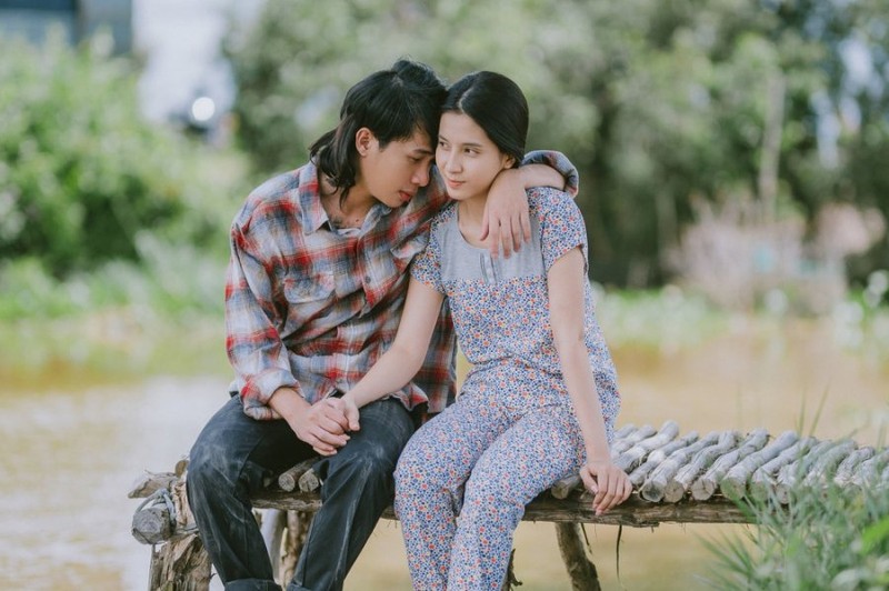 Sao nam moi ban gai dong MV: Hoai Lam cong khai hen ho, Jack on ao-Hinh-2