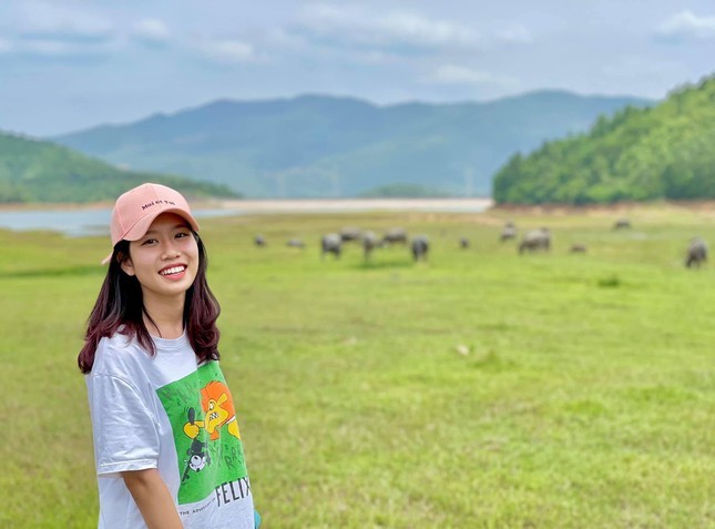 Nu sinh tro thanh nu phi cong bay du luon dau tien cua Viet Nam