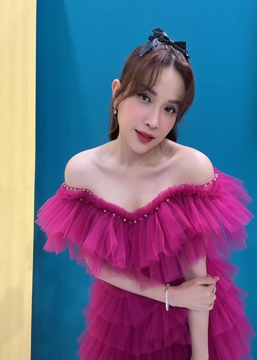 Ve goi cam o tuoi 35 cua my nhan lang hai Kha Nhu-Hinh-11