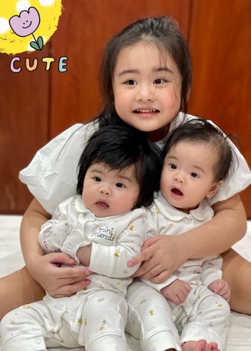 Hai con gai sinh doi cua Van Trang ngay cang dang yeu... ngam khong chan mat-Hinh-13