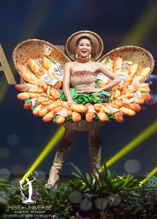 Soi tung chi tiet quoc phuc cua dai dien Viet Nam tai dau truong Miss Universe-Hinh-3