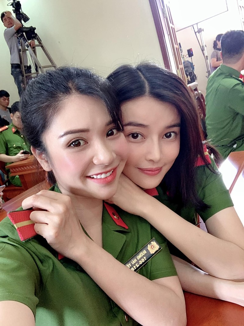 Nhung nu canh sat xinh dep tren man anh Viet-Hinh-11