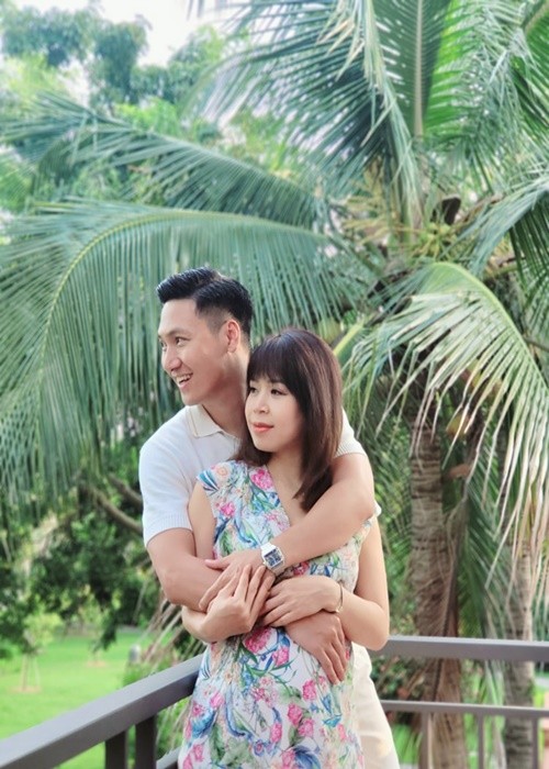 Chi tiet chung minh Manh Truong chieu vo ngay tu ngay moi yeu-Hinh-3