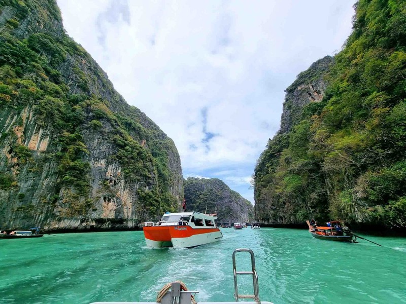 Den Thai Lan, kham pha Phi Phi Leh, Phi Phi Don-Hinh-4