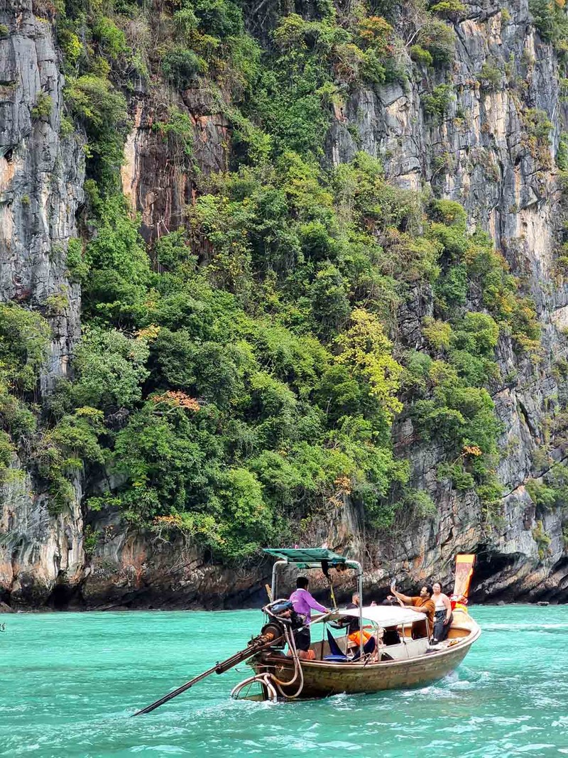 Den Thai Lan, kham pha Phi Phi Leh, Phi Phi Don-Hinh-8