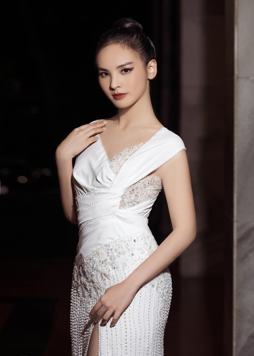 Nhan sac Quynh Nga lam Giam doc quoc gia Miss Universe Vietnam-Hinh-2
